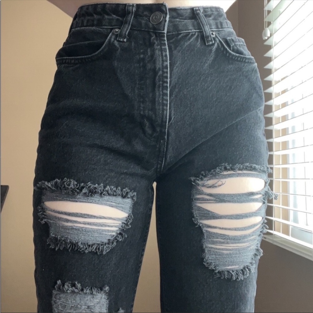 BDG/Urban Outfitters Black Ripped Jeans